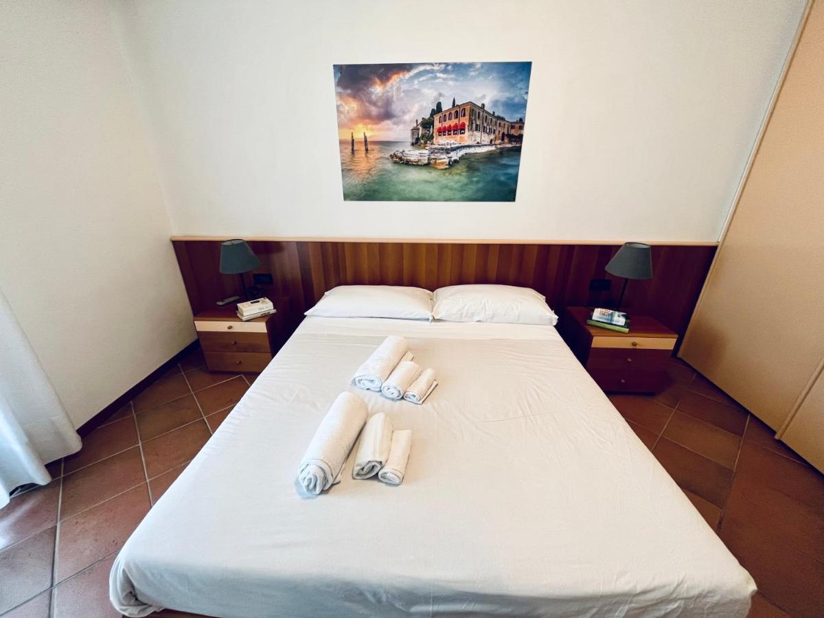 Residence Virgilio Sirmione Ngoại thất bức ảnh
